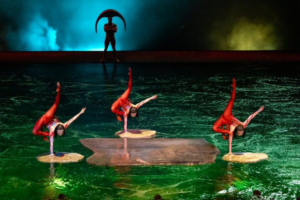 «O» de Cirque du Soleil en el Bellagio